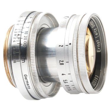 Leica 5cm f2 Summicron angled view of collapsible barrel and aperture ring