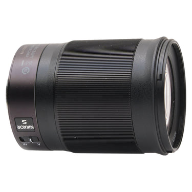 Nikon Z 85mm f1.8 S side view with serial number and A-M switch