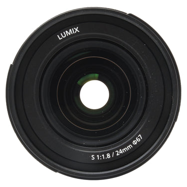 Panasonic Lumix S 24mm f1.8 front element with 67mm filter thread