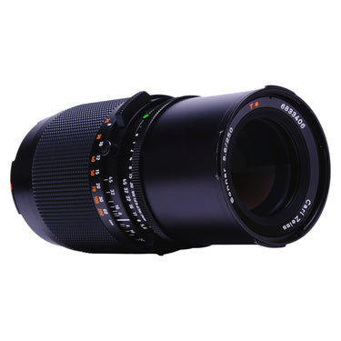 Hasselblad CF 250mm f5.6 Sonnar side view showing front element and distance scale