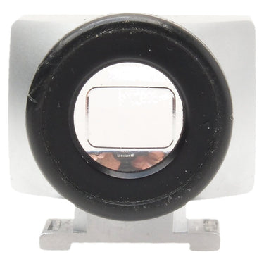 Leica 21mm SBKOO viewfinder front view through the optics with mounting foot