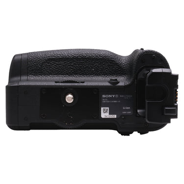 Sony VG-C5 grip underside with tripod socket and serial number label 3412432