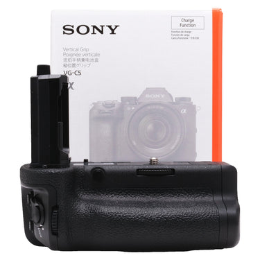 Sony VG-C5 grip front with its original retail box