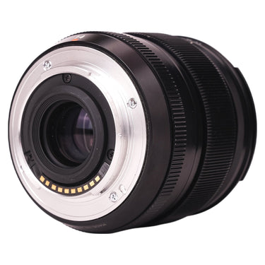 Fujifilm XF 14mm f2.8 R rear mount and electronic contacts angled view
