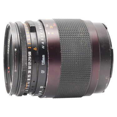 Hasselblad CF 120mm side view with HASSELBLAD CF 120mm and depth scale engravings