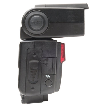 Nikon Speedlight SB-600 side view with bounce head and PUSH release