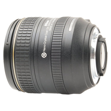 Nikon 16-80mm side view showing serial number and rear barrel