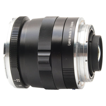 Zeiss Biogon 21mm f2.8 ZM opposite side view with rear mount exposed