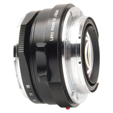 Voigtlander 35mm f1.4 II opposite side view with rear element visible