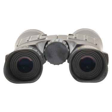 Steiner Predator 8x42 eyepiece view with focus and diopter rings