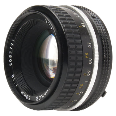 Nikon 50mm f1.8 Nikkor front view with serial and distance scale