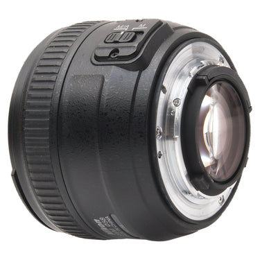 Nikon AF-S 50mm f1.4 G showing F mount, contacts, and M/A switch