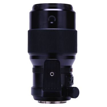 Fujifilm GF 250mm f4 side view with tripod foot and mounting socket