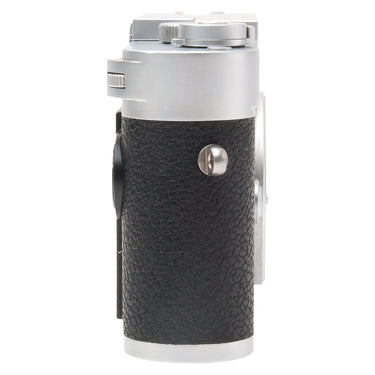 Leica M11 silver left side view with strap lug