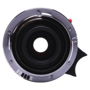 Leica 28mm f2.8 Elmarit-M ASPH rear mount, bayonet, and rear element