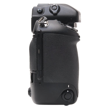 Nikon F5 left side with grip and controls