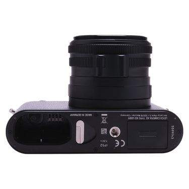 Leica Q2 Monochrom bottom plate with battery compartment, tripod socket, and serial number
