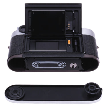 Leica MP .72 Silver open film compartment with removable baseplate