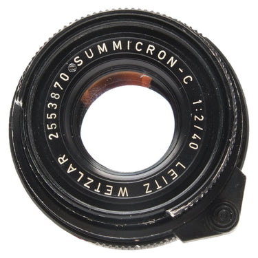 Leica 40mm f2 Summicron-C front element view with Summicron-C and serial engraving