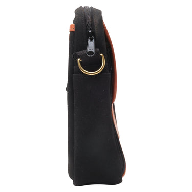 Billingham Airline Stowaway side view with brass D-ring and YKK zipper
