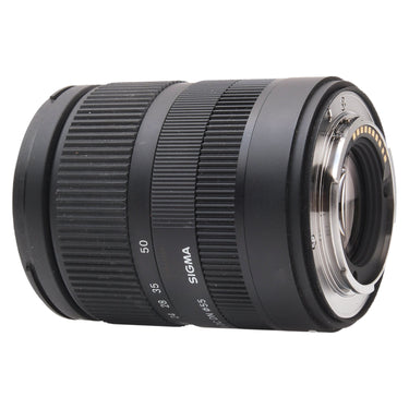 Sigma 18-50mm f2.8 DC DN side view showing Fujifilm X mount and contacts