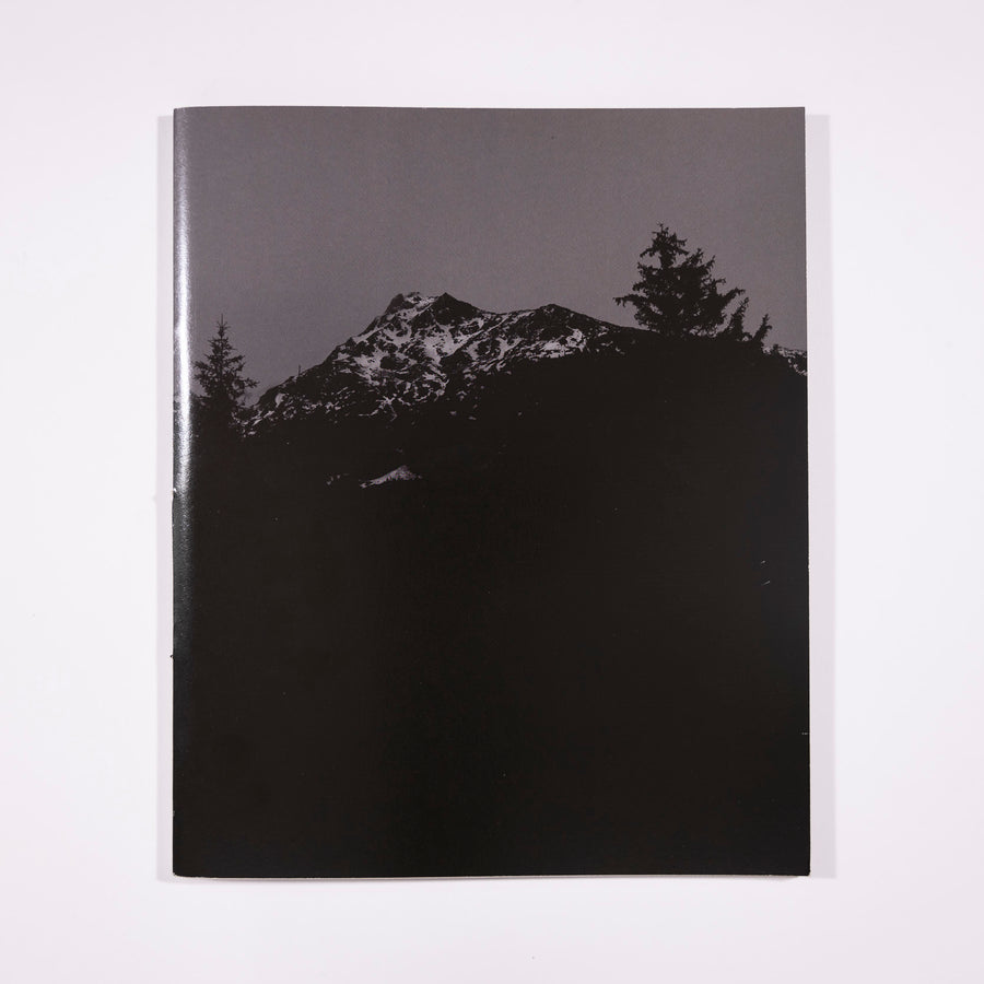 Awoiska Van Der Molen, The Living