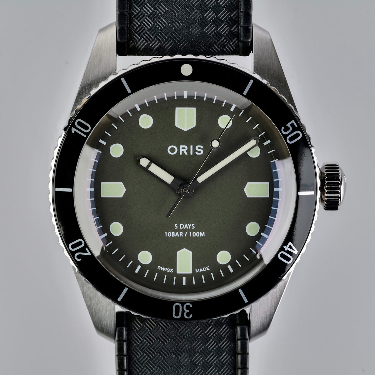 Oris Divers Sixty Five Hodinkee 7774 4087