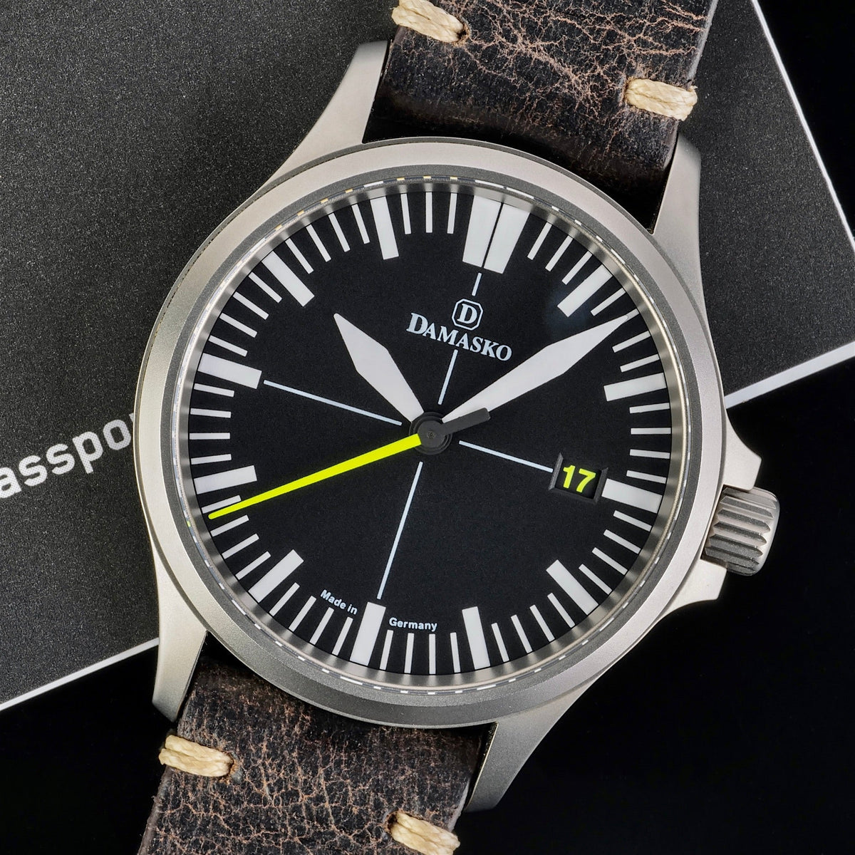 Damasko DS30 Yellow 1445