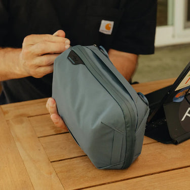 Peak Design Tech Pouch Ocean