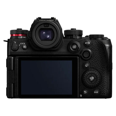 Panasonic S1r II w/ 24-60mm f2.8