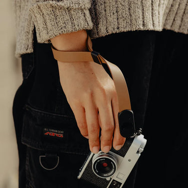 Peak Design Leather Wrist Strap - Brown