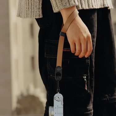 Peak Design Leather Wrist Strap - Brown