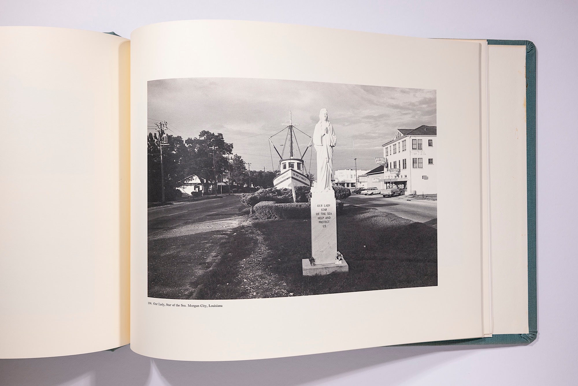Lee Friedlander - The American Monument, 1976